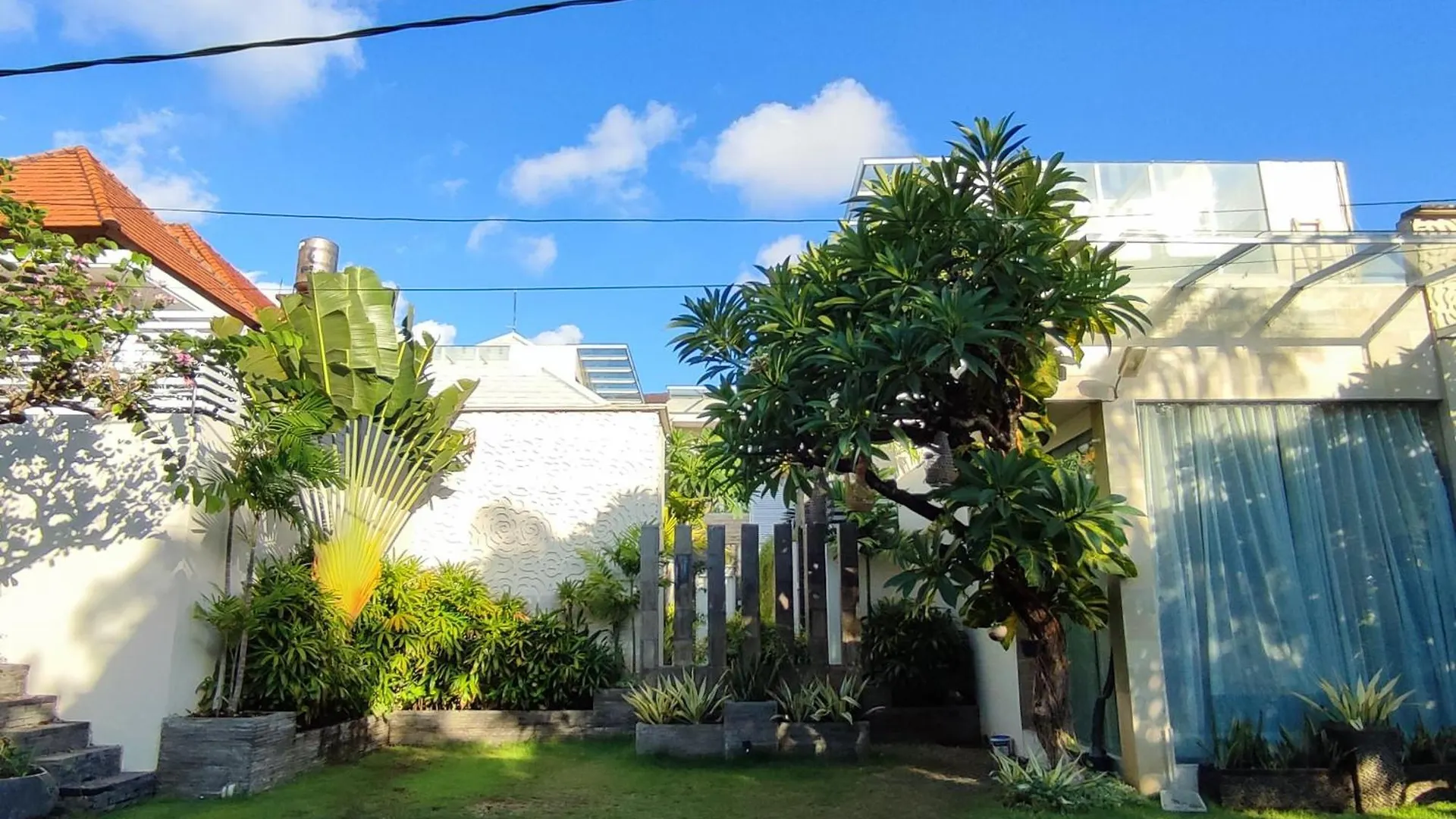 Zeta Villa - Newly Renovated 2Br In Seminyak Legian
